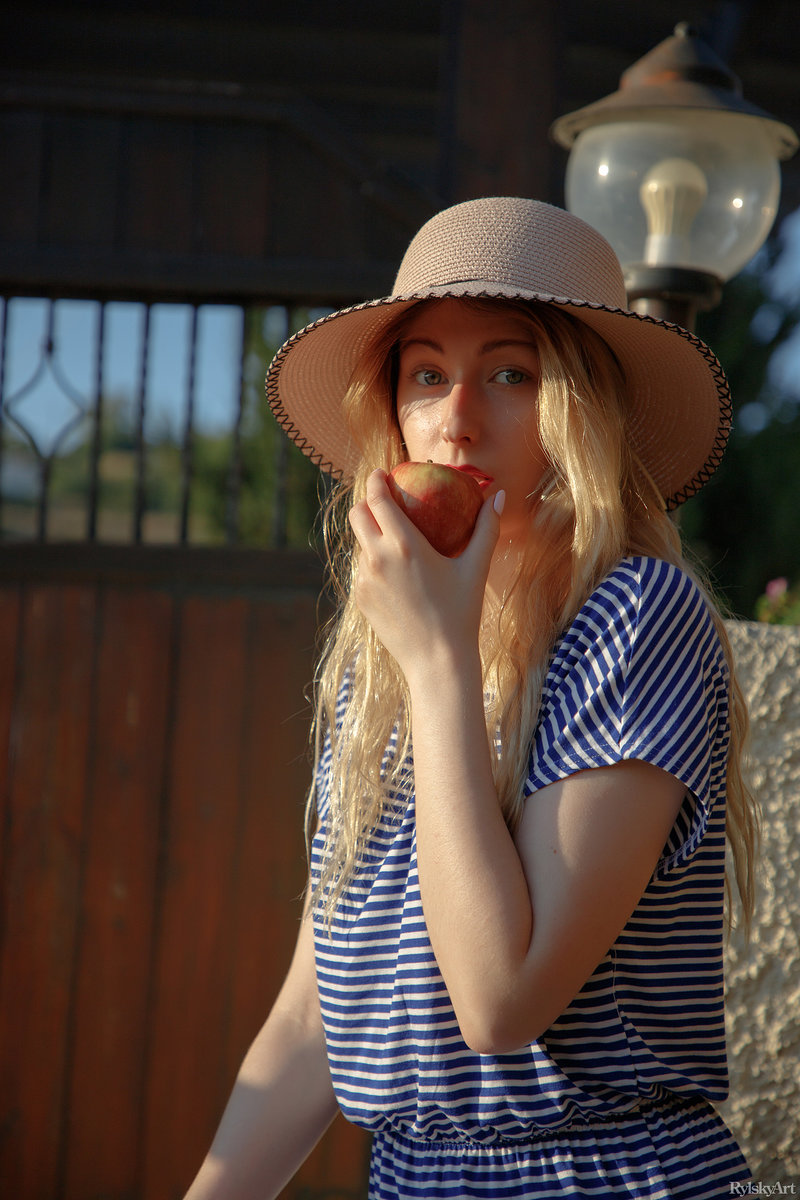 Юлия, 31 год, 5 размер груди